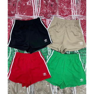 Adi sporty short pant ✨ กางเกงวอร์มขาสั้น งานปักโลโก้แบรนด์ ดีเทลลายเส้นตัดกับเนื้อผ้า