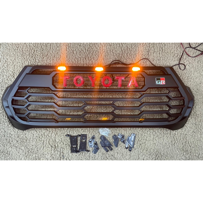 กระจังหน้า กระจังหน้าแต่ง มีไฟ โตโยต้า รีโว่ GR ปี 2020 Toyota revo 2020  FRONT GRILL TOYOTA REVO 20