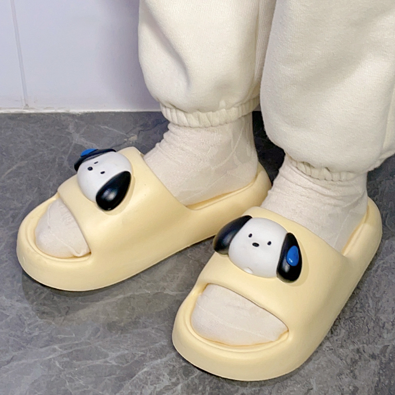 ShoesStudios พร้อมส่ง  รองเท้าแตะ กันลื่น แบบนิ่ม ดีเทลน่ารักด้วยตัวติดรูปน้องหมาตัวใหญ่ๆสุดน่ารัก ไม่ควรพลาดอย่างยิ่ง🌷 - รูปที่ 3