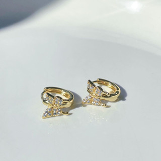 glisterr - butterfly gem hoop earring ต่างหูห่วงประดับเพชร cz รูปผีเสื้อ ชุบทอง 18k