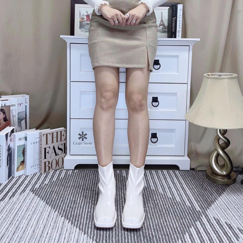 Crazy Snow รองเท้าบูทสั้น หน้ากว้าง รุ่น Kate Boots