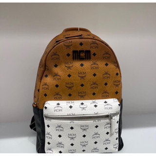 New MCM Stark Backpack size.M แท้💯%