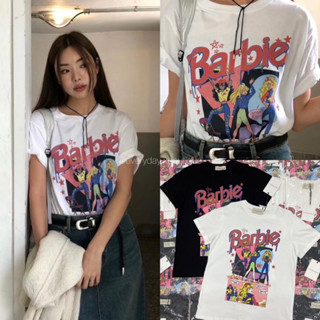 Barbie T-Shirt💕👠🪩(350฿ฟรีส่ง) เสื้อยืดดีเทลสกรีนลายบาร์บี้ ตัวนี้ฮิตสุดๆค้าา กระแสมาแรงไม่มีตก!! น่ารักมากกกๆค่าา valen