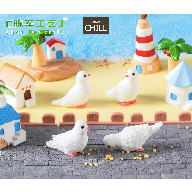[MC672] ตุ๊กตุ่นจิ๋ว นกพิราบ บ้าน ต้นมะพร้าว และ ชายหาด (1 ตัว ราคา 6, 12, 30 บาท)
