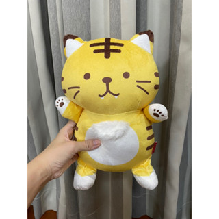 Fuku Fuku Nyanko  ตุ๊กตา แมว เสือ เป็น ปีนักษัตร ปีเสือ งานลิขสิทธิ์ แท้ ญี่ปุ่น ไซส์ 32 ซม.