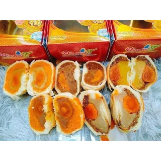 <อร่อยซอย8> ขนมเปี๊ยะไข่บึ้ม ชุดเหมา 10 กล่อง เลือกไส้ได้ (แจ้งในแชทร้าน)