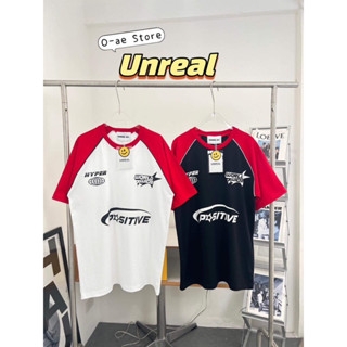 เสื้อยืด Oversize Unreal เสื้อสปอร์ตแต่งแขนแดง