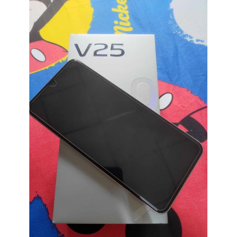 โทรศัพท์ Vivo V25 มือสอง