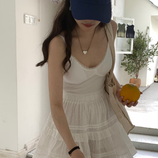 (Pre-order รอ 7-10 วัน) Clothestoryy - Camisole เสื้อกล้ามสายเดี่ยวแต่งลูกไม้