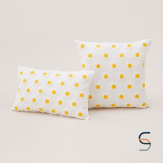 SARABARN Daisy Cushion Cover | ปลอกหมอนอิง ลายเดซี่ สีเหลือง