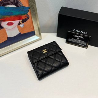 กระเป๋า CHANEL SHORT WALLET WALLET CAVEAR หนังเม็ดเงาสวยแข็งแรงทนทานต่อการใช้งานยิ่งใช้หนังยิ่งเงา 🧡