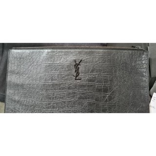 YSL clutch 13" หนัง croc อพไหล่ดำ