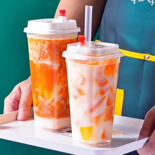 แก้วทรงสี่เหลี่ยม【1แถว25ใบ】 เนื้อPPแข็ง พร้อมฝาปิดสี่เหลี่ยมมีจุกหัวใจ เป็นแก้วทรงสูง มีขนาด 14oz400ml.16oz500ml.20oz600