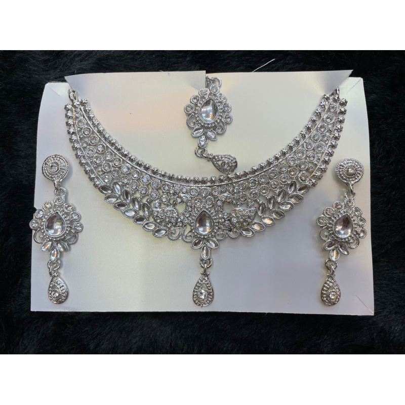 necklace Random design silver color ชุดสร้อยคอห้อยหน้าผากต่างหูอินเดีย