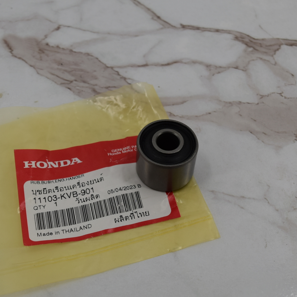 บูชยึดเรือนเครื่องยนต์ ออโตเมติก (ขนาด 28*20 รูใน10.18) ปี2006-2020 แท้ศูนย์ฮอนด้า ราคา/1ชิ้น 11103-