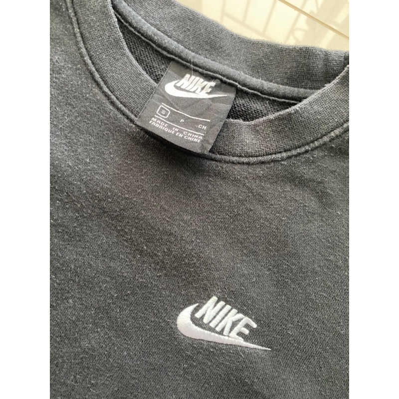 เสื้อแขนยาว Nike  มือสอง