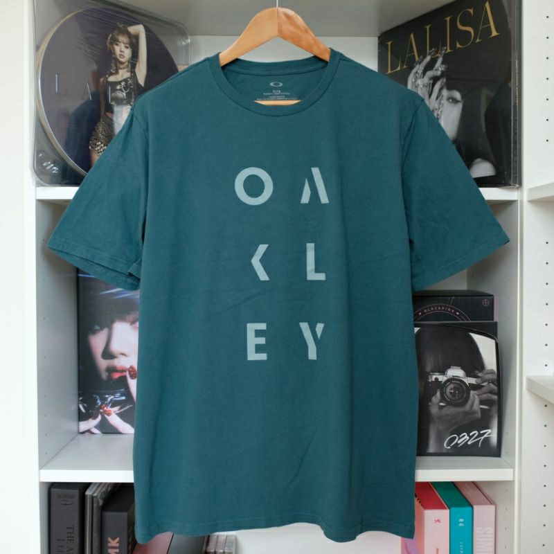 เสื้อยืด Oakley มือสองของแท้