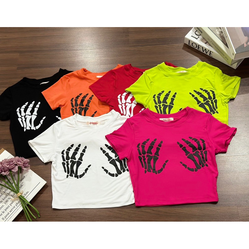 🔥New🔥สีใหม่ ครอปคอกลมแขนสั่น สกรีนลายมือกระโหลก #ฮาโววีน