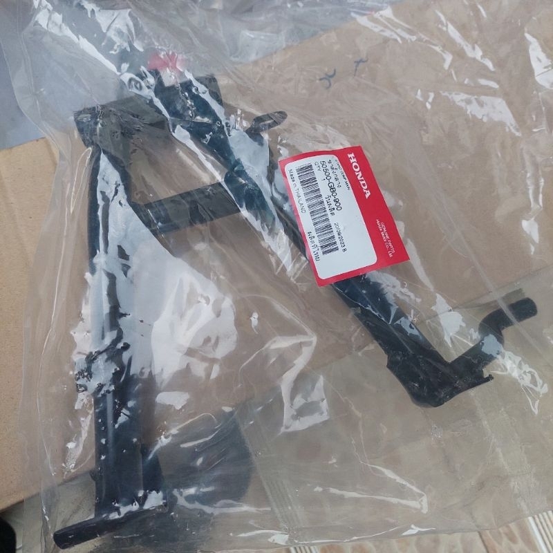 ขาตั้งกลางแท้เบิกศูนย์HONDA/ดรีมคุรุสภา/ดรีมท้ายมน/สินค้าของแท้100%พาสไหม่ล่าสุดอันละ490฿