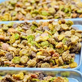 แต๋นคาราเมลเนยสด 150 กรัม สูตรเนยสด เราใช้เนยสดแท้ ไม่ใช้มาการีน ใช้แผ่นคอนเฟลคของเนสท์เล่เท่านั้น หอม กรอบ อร่อย