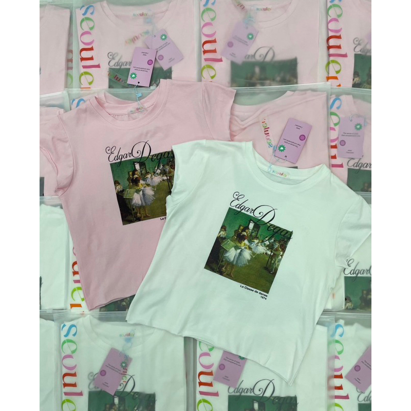 ส่งแมส🤍🩷  SEOUL EDGAR DEGAS  เสื้อยืดทรงแขนล้ำ งานสกรีนลาย เนื้อผ้าคอตตอนนุ่มใส่สบาย