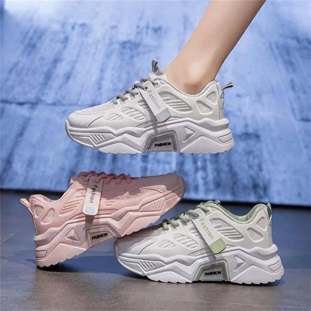 ส่งเร็ว 2025 ใหม่(NO.Q83) รองเท้าผ้าใบผู้หญิง สูง4.5ซม ไซส์ 35-42มี 3 สี สีเขียว.สีชมพู.สีเทา ใส่ง่าย ใส่สบาย