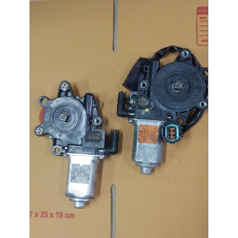 มอเตอร์ยกกระจกไฟฟ้า NISSAN/TIIDA ทีด้า /NE-O นีโอ/CEFIRO เซฟิโร่  A32   หน้าขวาFR 6สาย /หน้าซ้ายFL 2