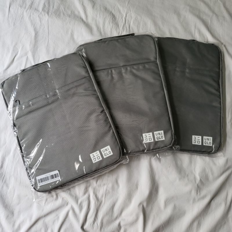 UNIQLO notebook laptop Bag กระเป๋าอเนกประสงค์ กระเป๋าใส่เอกสาร ยูนิโคล่ โน๊ตบุ๊ค