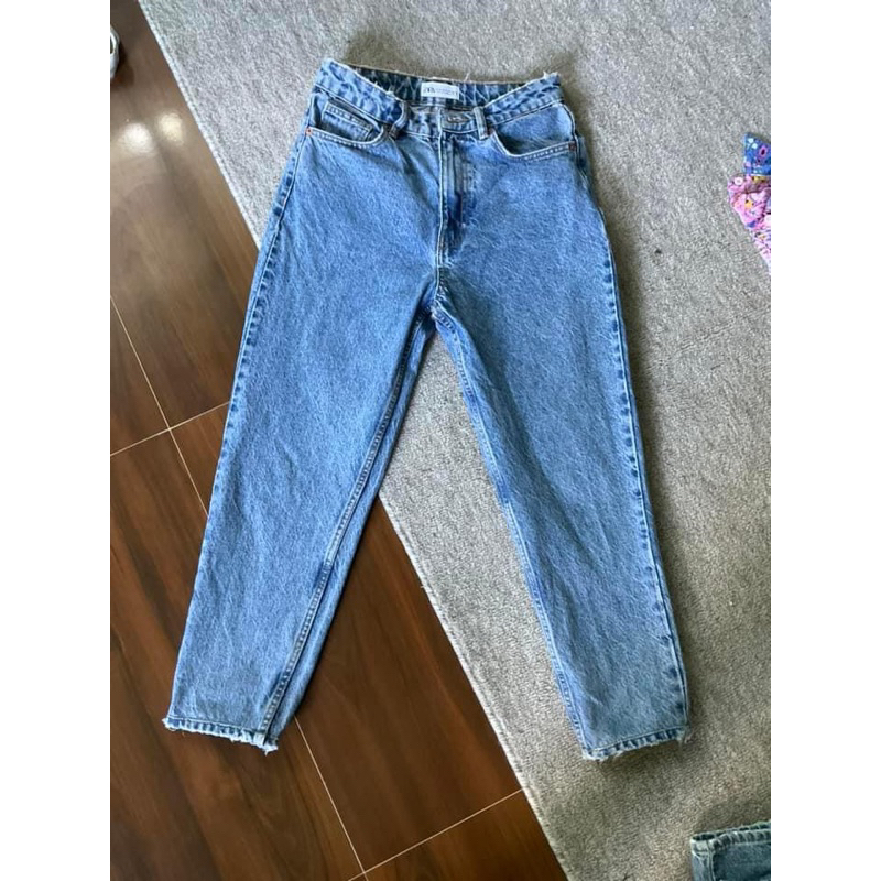 Zara Mom jeans มือสอง