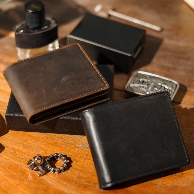 กระเป๋าสตางค์ กระเป๋าสตางค์หนังแท้ Tallin Wallet