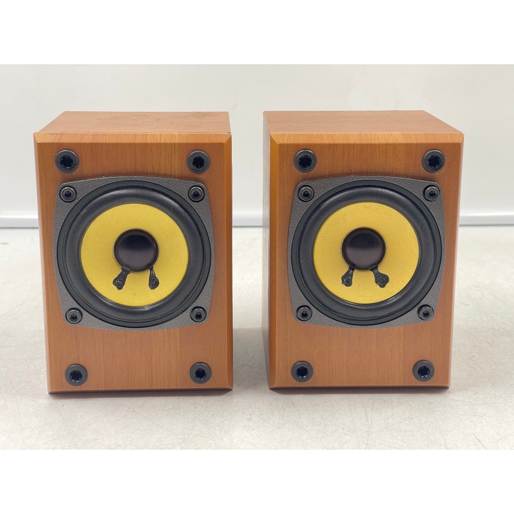 AJ25 ลำโพง 1 คู่ มือสองญี่ปุ่น (AJ) DENON DHT-300 30-80W 4 โอห์ม Woofer 2.5 นิ้ว Size ตู้ 9.5x11x13.