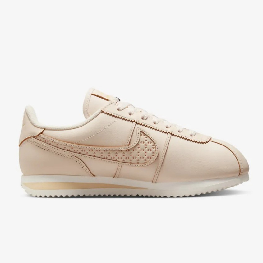 Nike ไนกี้ รองเท้าผ้าใบ รองเท้าแฟชั่น W Cortez World Make Mexico FN7665-838 (4300)