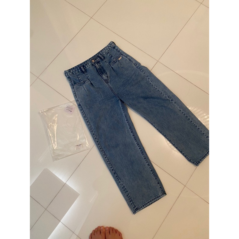 #ส่งต่อ กางเกง Maison Keeps รุ่น Comet Jeans สี Light Blue