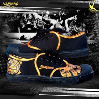 รองเท้านันยางเพ้นท์ #ลายตะกร้อ สีดำทอง