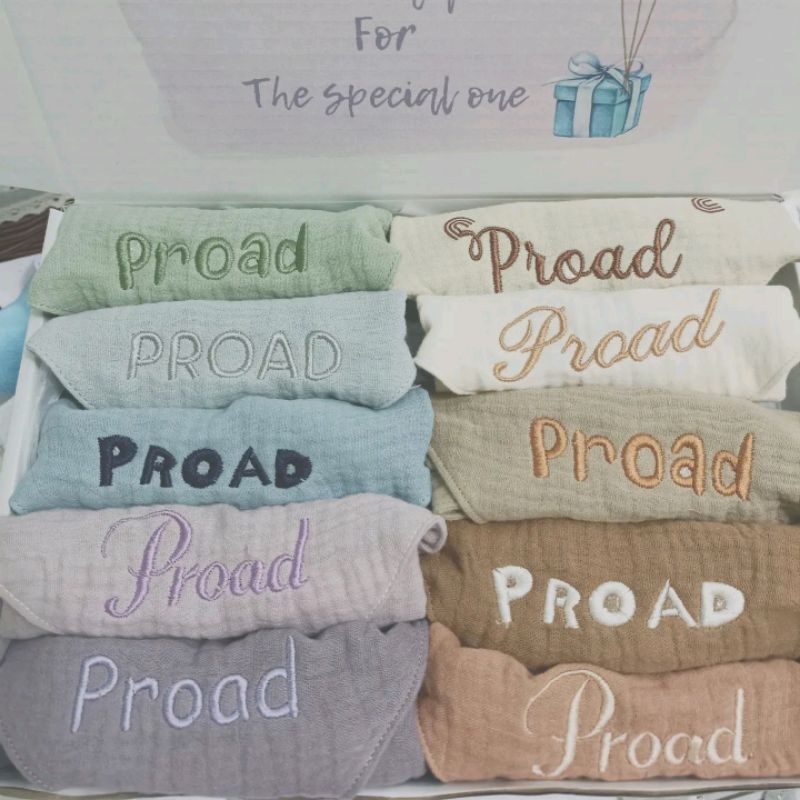 เซ็ตผ้ากันเปื้อน bibs เซ็ตของขวัญเด็กแรกเกิด เยี่ยมคลอด  ฟรีปักชื่อ ฟรีการ์ด