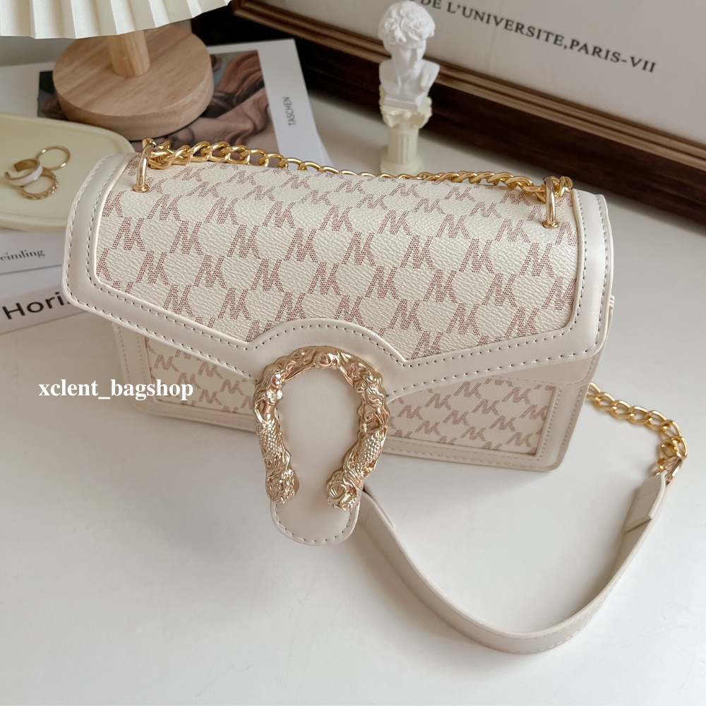 Glammhouse - Pixie bag กระเป๋าหนัง Pu ทรงแข็ง อะไหล่สีทองสวย ใบนี้มาสไตล์เรียบหรู ดูดี