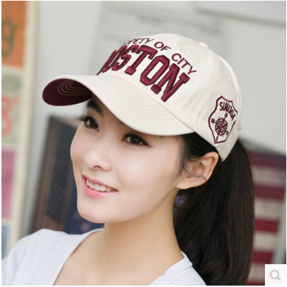 หมวกแฟชั่นทรงแก๊ป มีปักลาย เหมาะสำหรับทุกเพศ มีหลายสี
