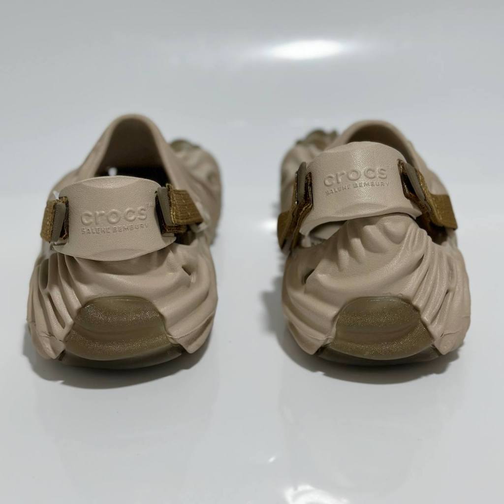 Bembury x Crocs Pollex Clog รองเท้าลำลองผู้ใหญ่ แตะลําลองแฟชั่น เหมาะกับการเล่นกีฬา ไซซ์ 36-45 มี 6 สี