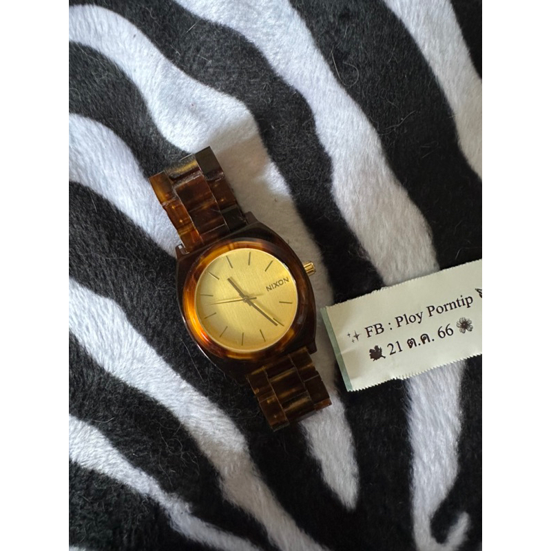 นาฬิกา Nixon มือสองลายกระสวยๆ