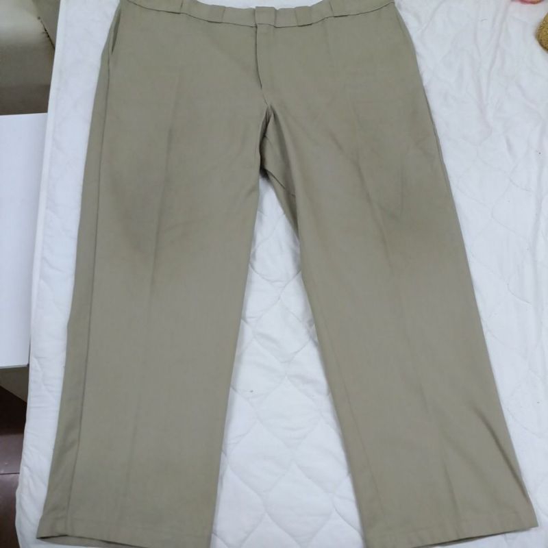 กางเกงขายาวดิ๊กกี้Dickies  สีเขียวครีม ของแท้ เอว 46 ยาว 44 ปลายขากว้าง 10 นิ้วของแท้ราคาถูกที่