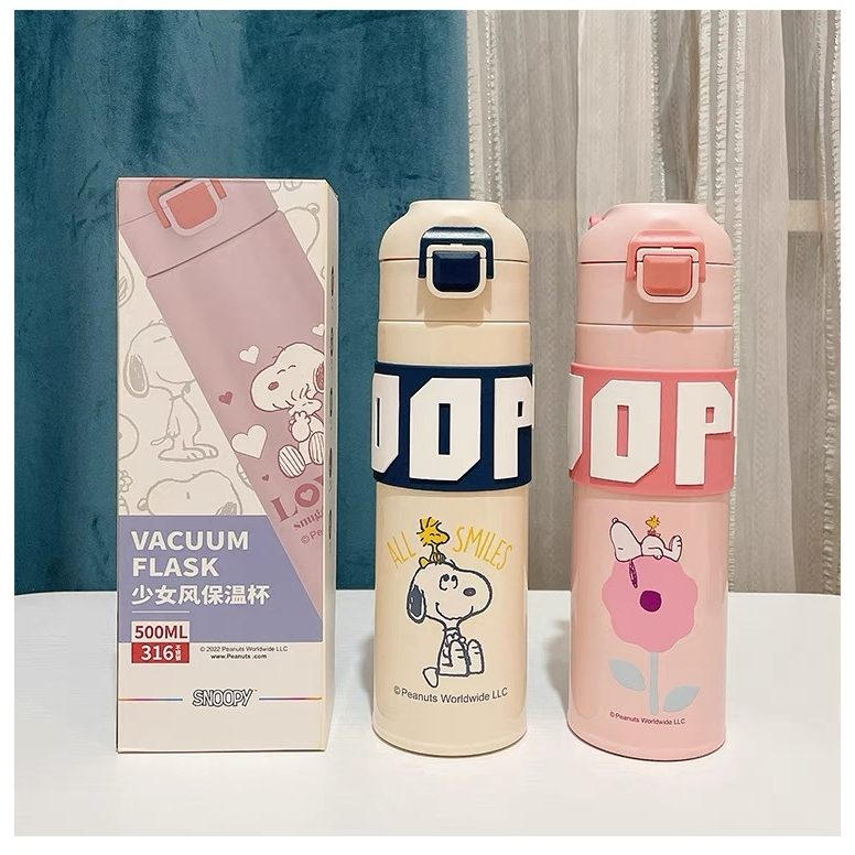 SNOOPyของแท้% 500ml แก้วน้ำฉนวนกันความร้อน 316 หูหิ้วพกพากลางแจ้ง 500 มล. ฝาครอบระเบิดตรงถ้วยเครื่องดื่มพร้อมช่องใส่ชา