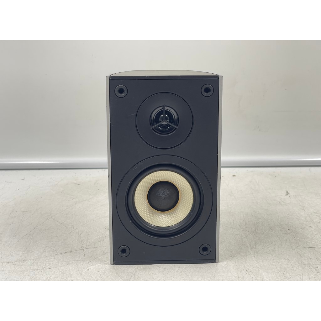 AK47 ลำโพง 1 ข้าง มือสองญี่ปุ่น (976) ONKYO HTX-11ST 40W 6 โอห์ม Woofer 2.5 นิ้ว Size ตู้ 10x9.5x17C