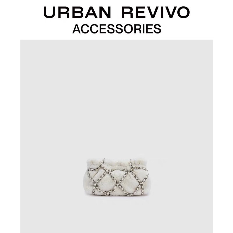 (พร้อมส่ง) กระเป๋า URBAN REVIVO Chain Fluffy white/brown