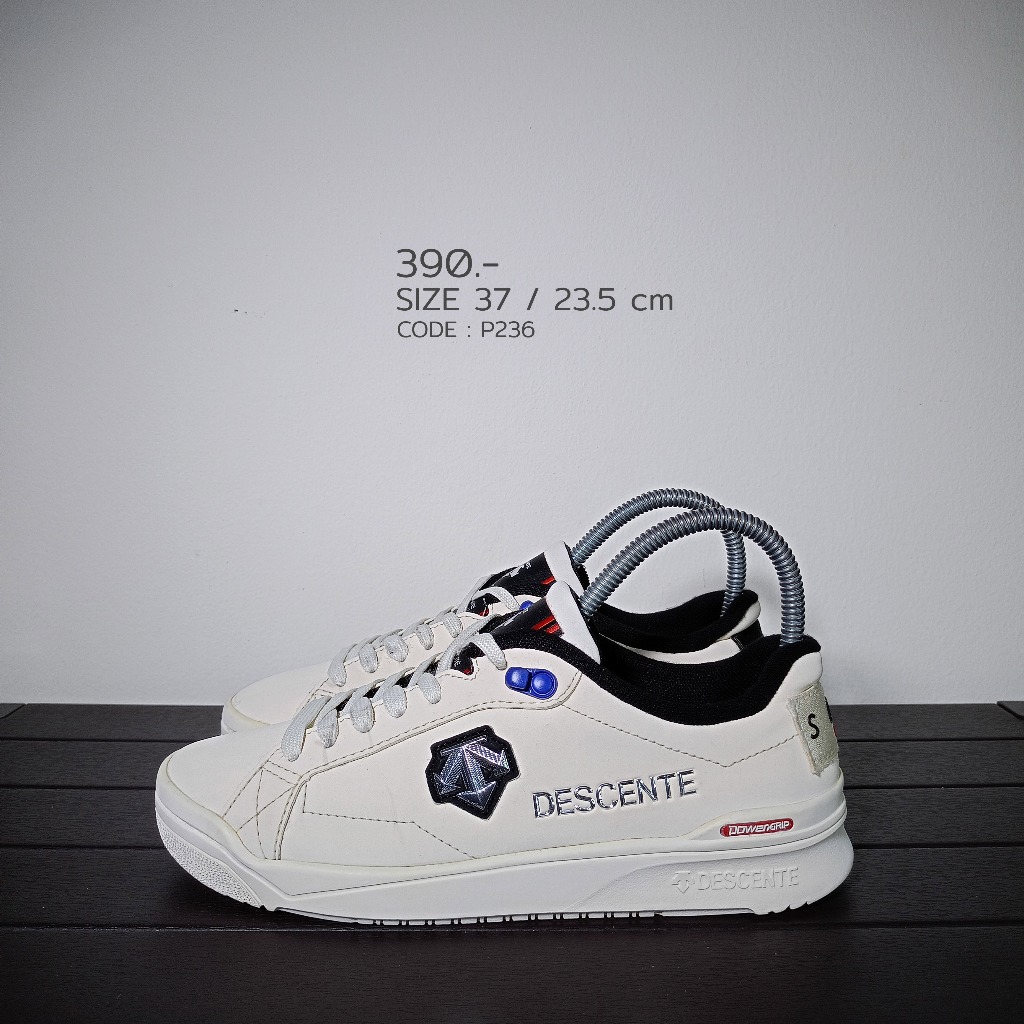 DESCENTE 37 / 23.5 cm มือสองของแท้ (P236)