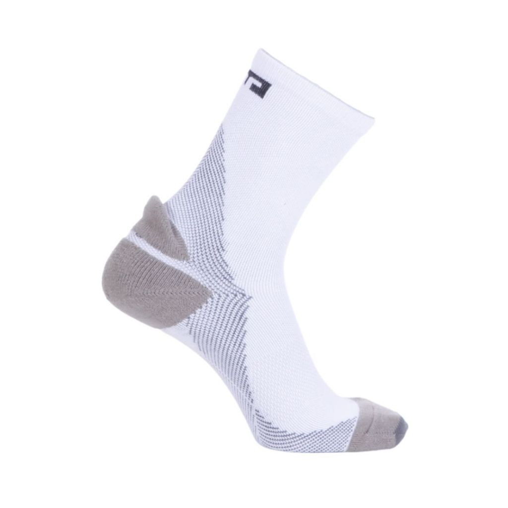 TL CREW SOCKS ถุงเท้าแบบข้อยาว (CREW)