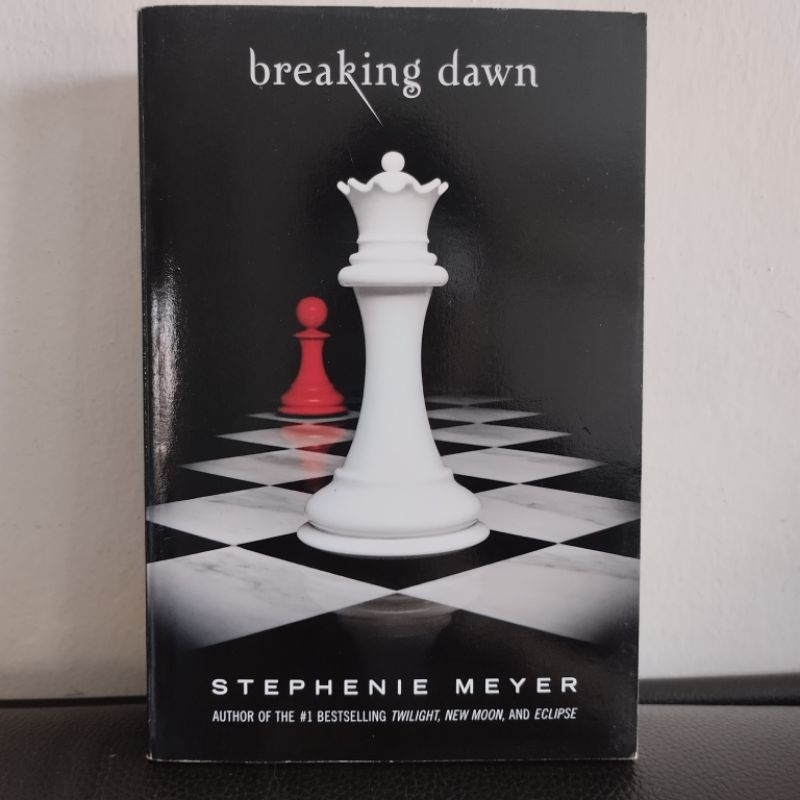 Breaking dawn หนังสือมือสอง นิยายภาษาอังกฤษ