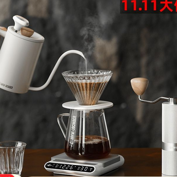 ✤♀MHW-3BOMBER Bomber กาแฟหม้อชุดกรองเครื่องบดถ้วยแชร์หม้อต้มกาแฟเครื่องครัว