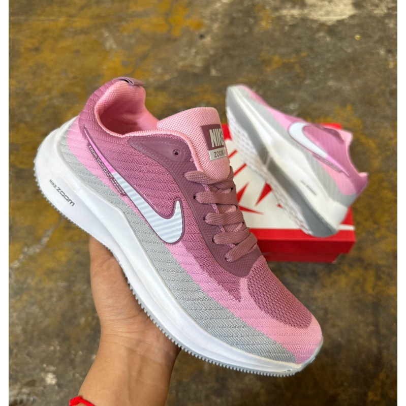 สินค้ามีพร้อมส่งรองเท้าผ้าใบของผู้หญิงเบาใส่สบายมีหลายสีให้เลือก37-40