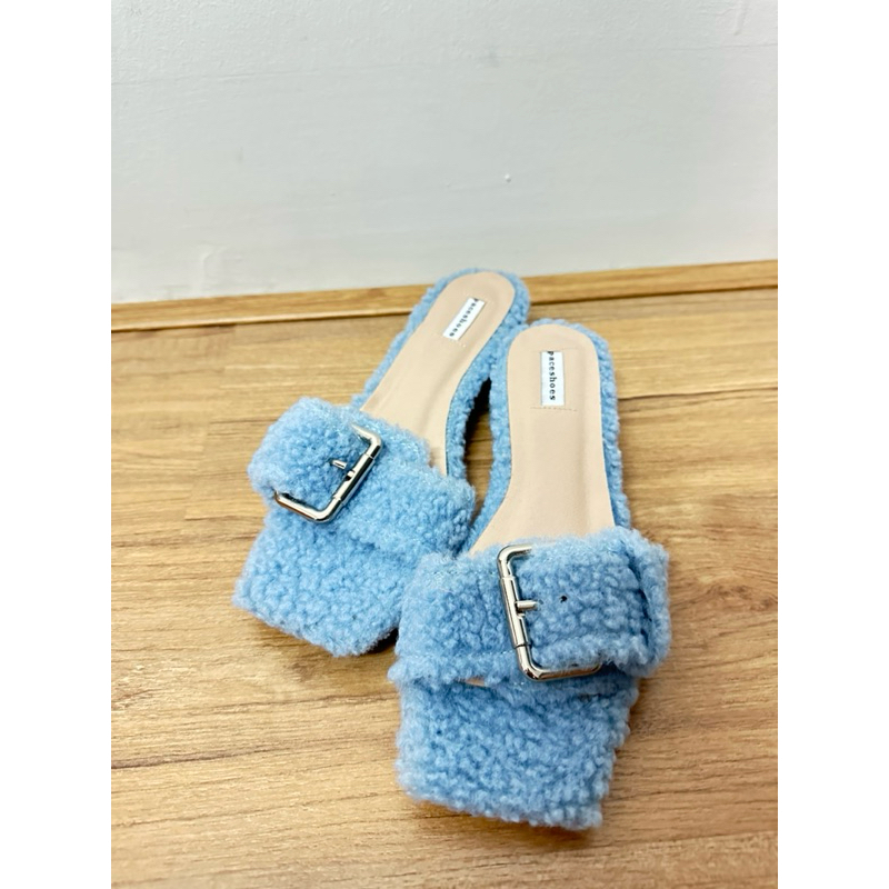 100% Paceshoes ของใหม่ buckle shimmy 700 บาท ไซส์ 36