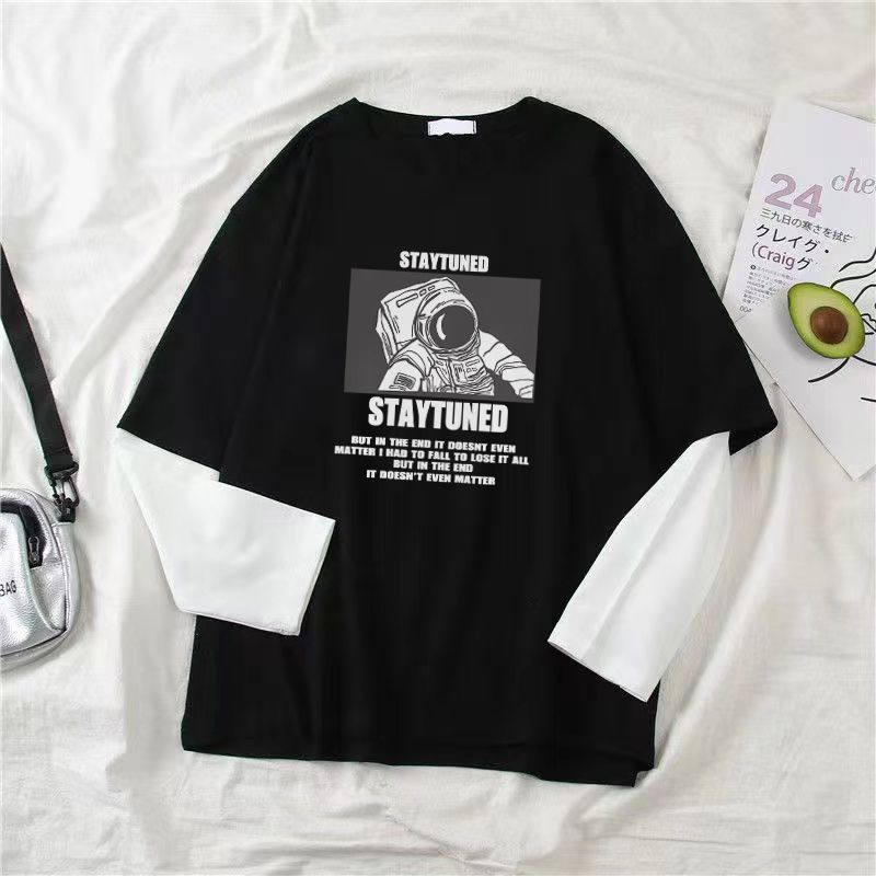LDF New! เสื้อแฟชั่นผู้ชาย เสื้อแขนยาว เย็บต่อกันปลอมสองชิ้น  （สีดำ สีขาว）T61